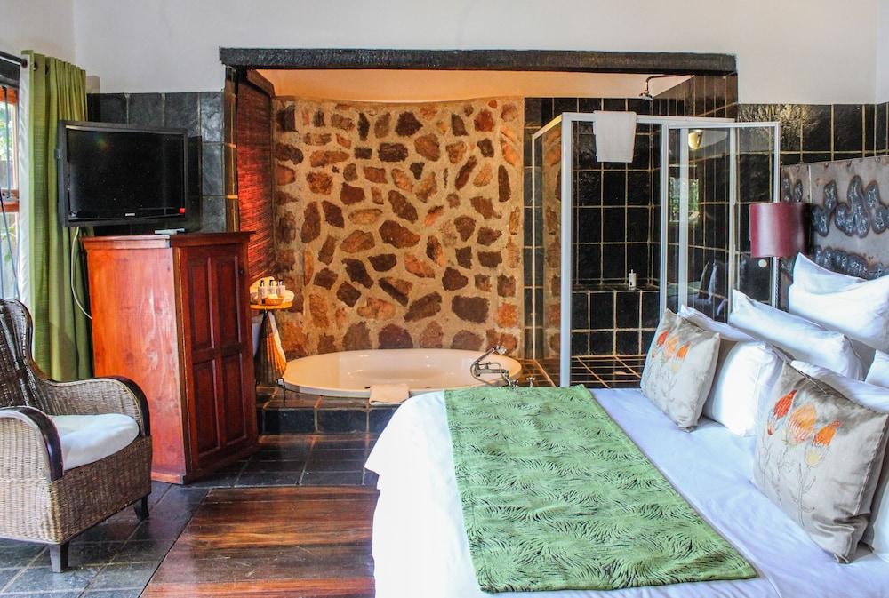 Kedar Heritage Lodge, Conference Centre & Spa Rustenburg Bagian luar foto